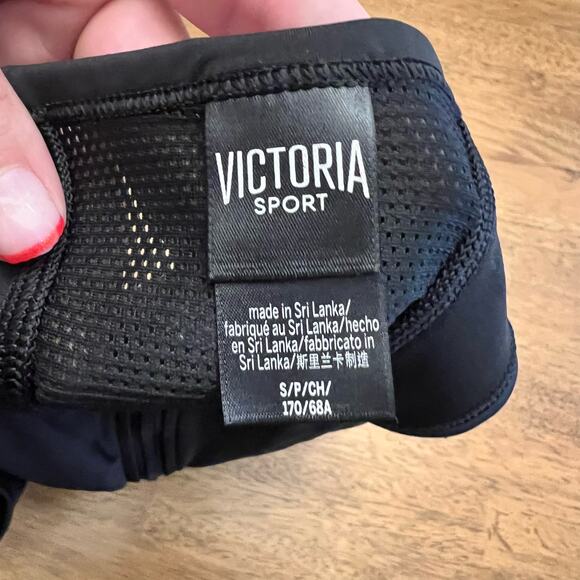 Victoria's Secret Sport Black Zip Up Cropped Tank Top Size S - Picture 3 of 4